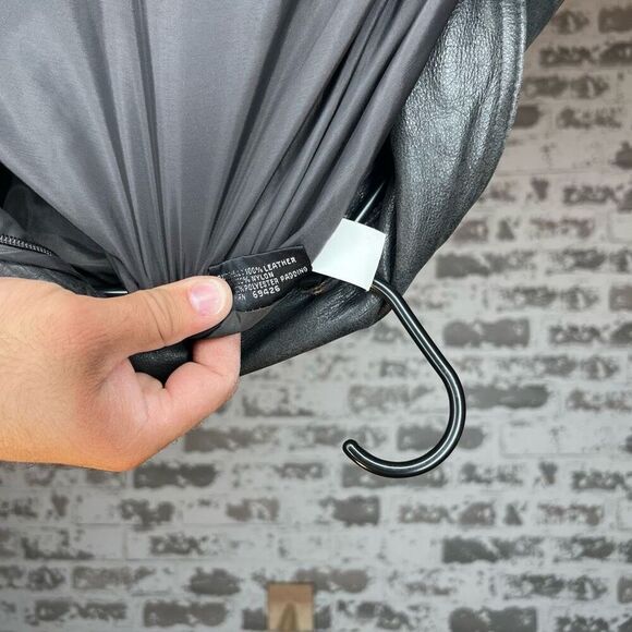 Wilson’s leather jacket - Picture 6 of 8